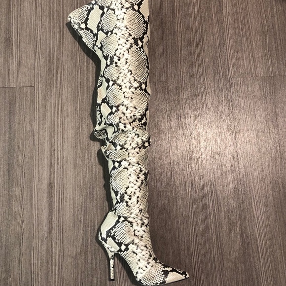 Thigh High Snake Skin Boots - Picture 1 of 6